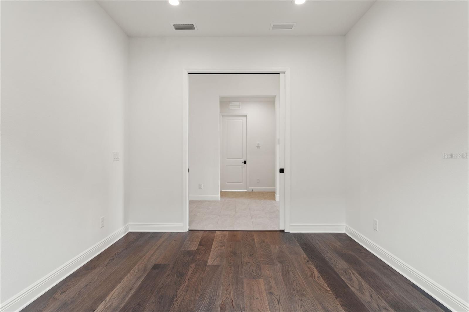 Image 18 of 61 For 552 Bocelli Drive