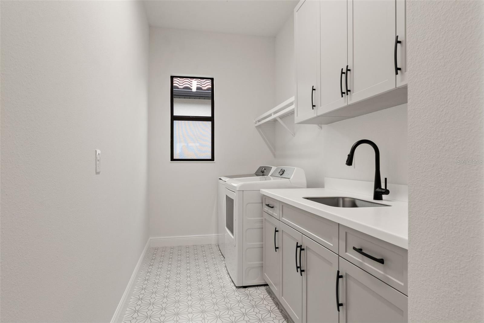 Image 19 of 61 For 552 Bocelli Drive