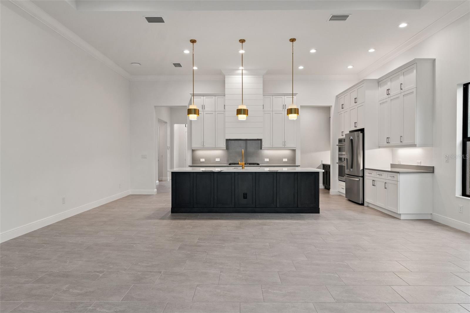 Image 26 of 61 For 552 Bocelli Drive