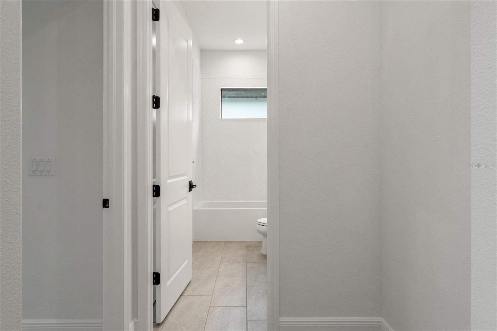 Image 9 of 61 For 552 Bocelli Drive