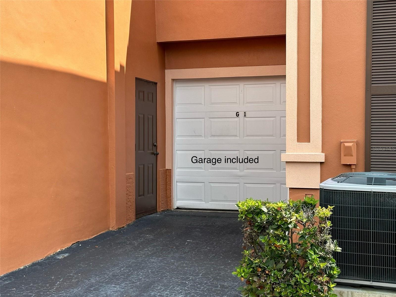 Image 23 of 27 For 10534 White Lake Court 10534