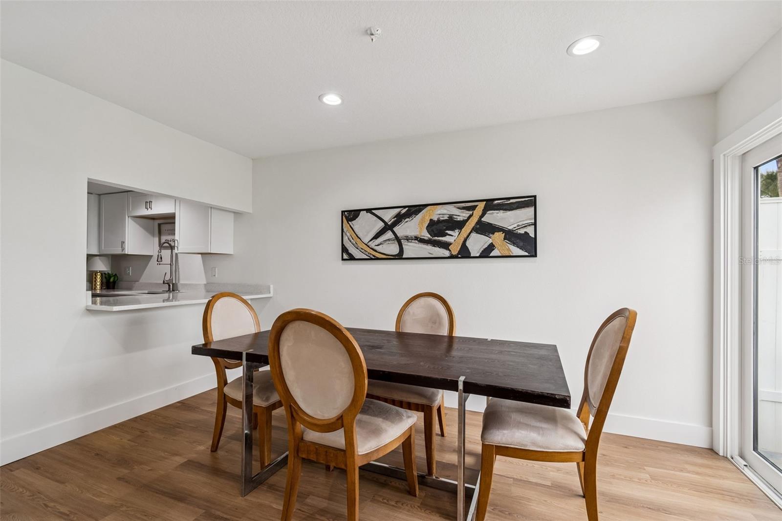 Image 13 of 38 For 718 Haven Place 718