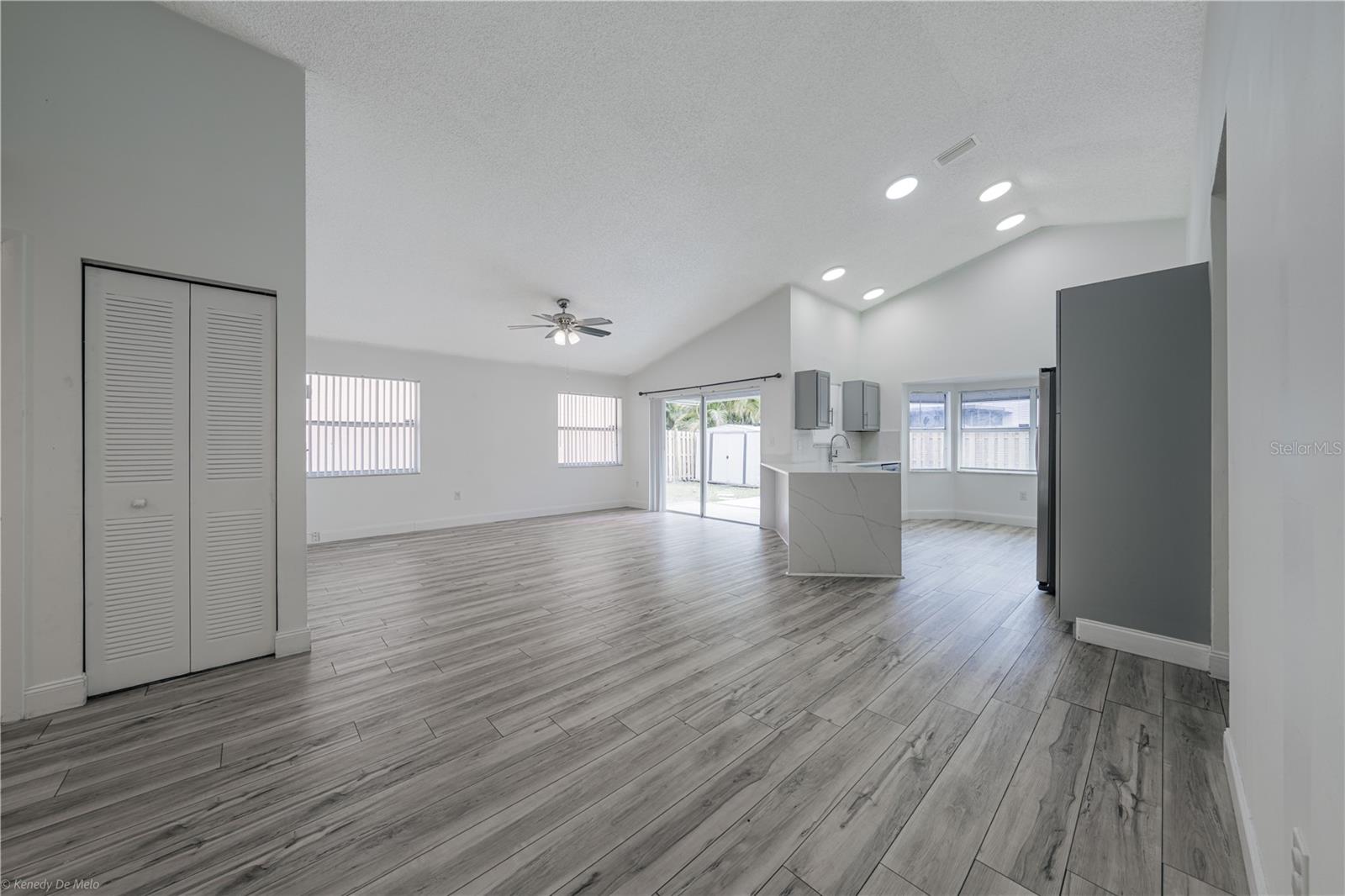 Image 8 of 38 For 3102 123rd Terrace