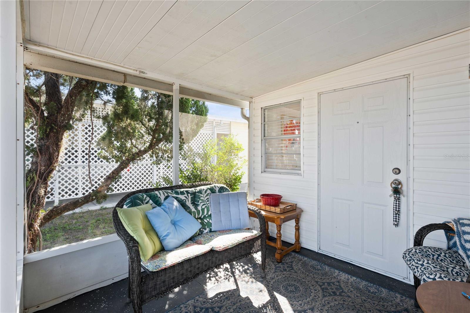 Image 14 of 59 For 37332 Sandra Avenue