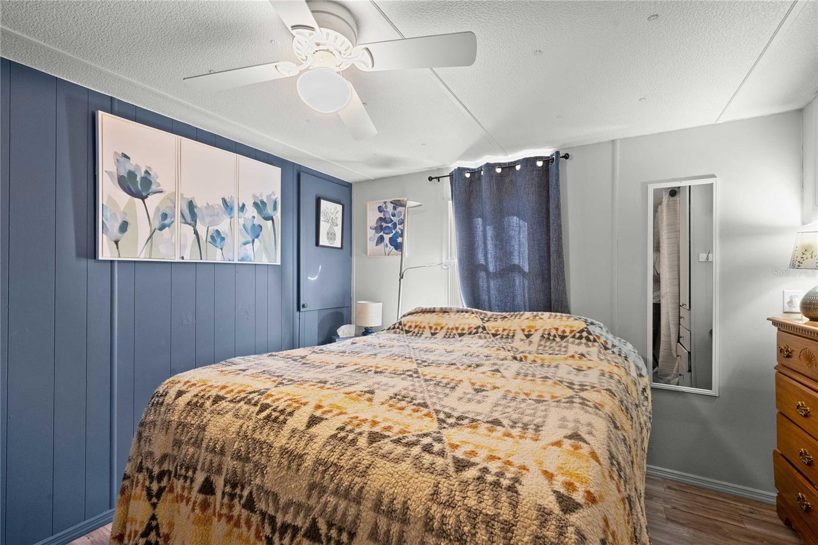 Image 19 of 59 For 37332 Sandra Avenue