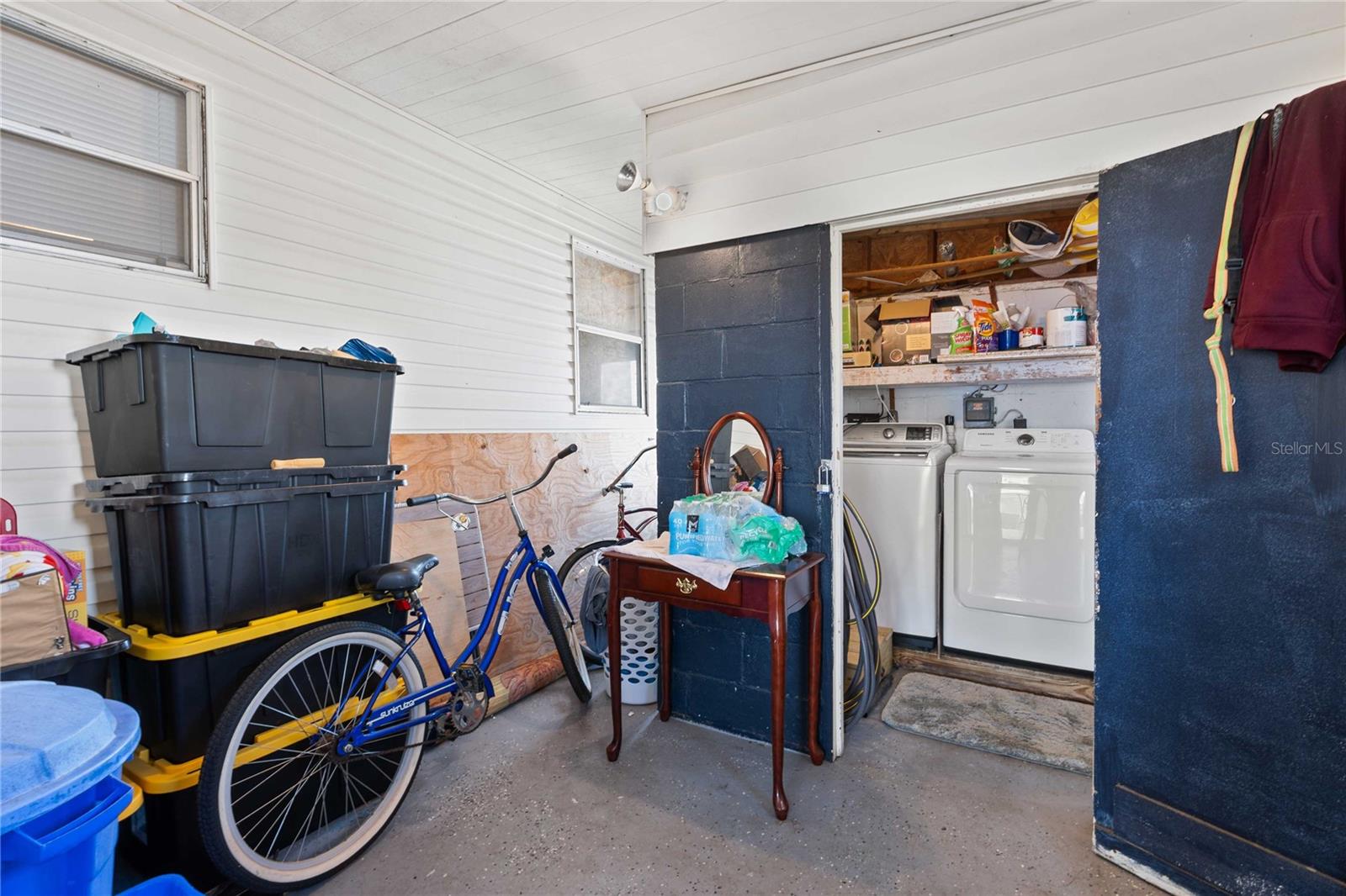 Image 20 of 59 For 37332 Sandra Avenue