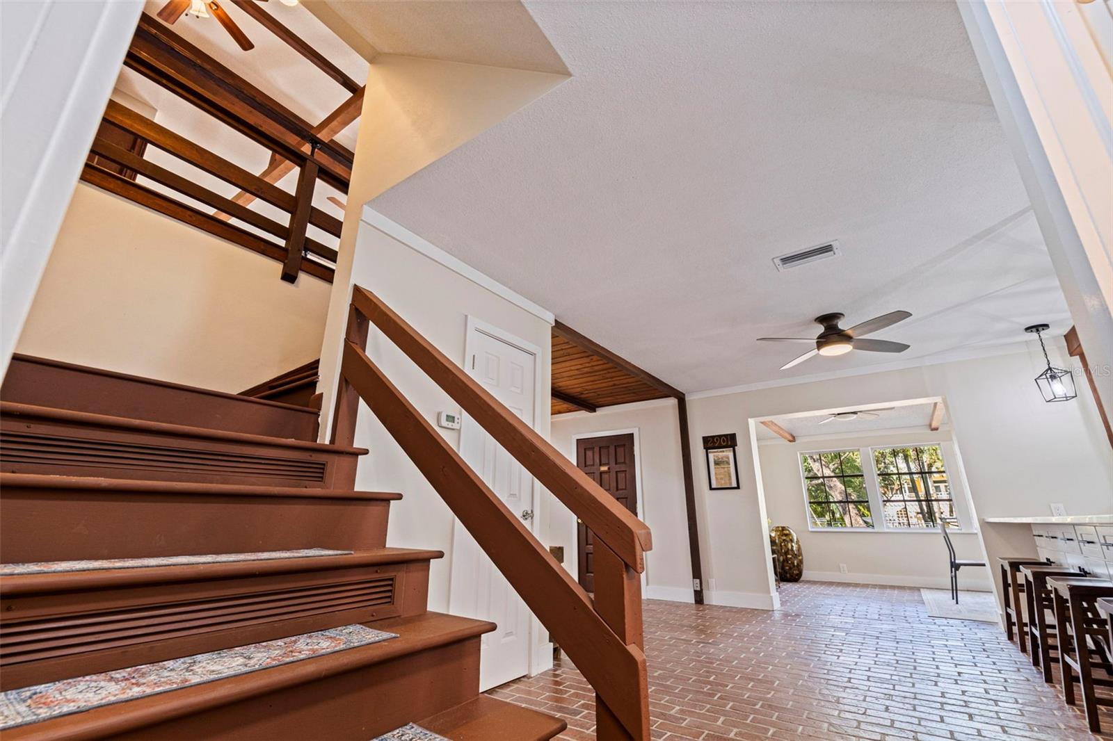 Listing photo id 31 for 2901 Pelham Road N