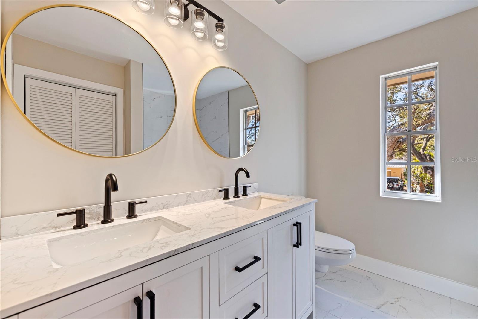 Listing photo id 33 for 2901 Pelham Road N