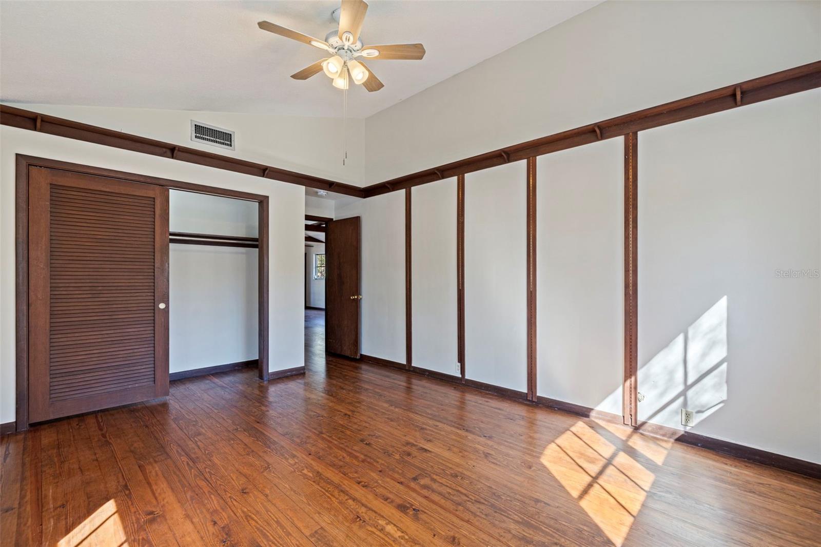 Listing photo id 36 for 2901 Pelham Road N