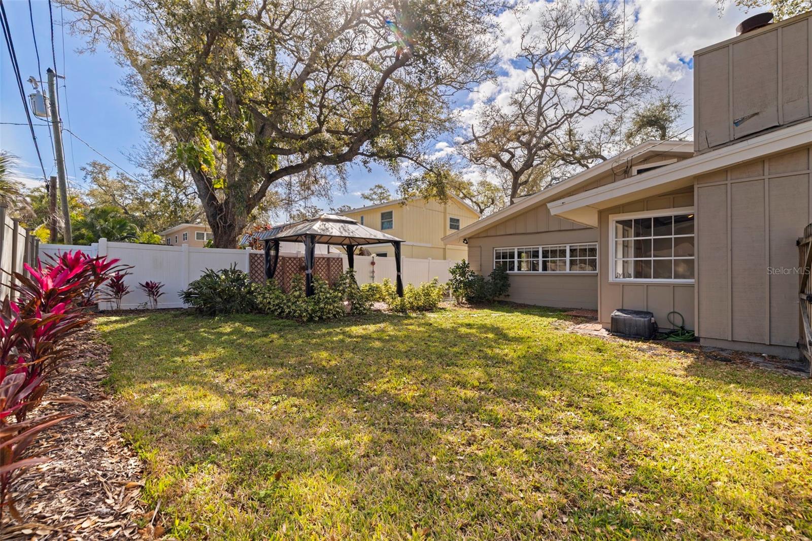 Listing photo id 39 for 2901 Pelham Road N