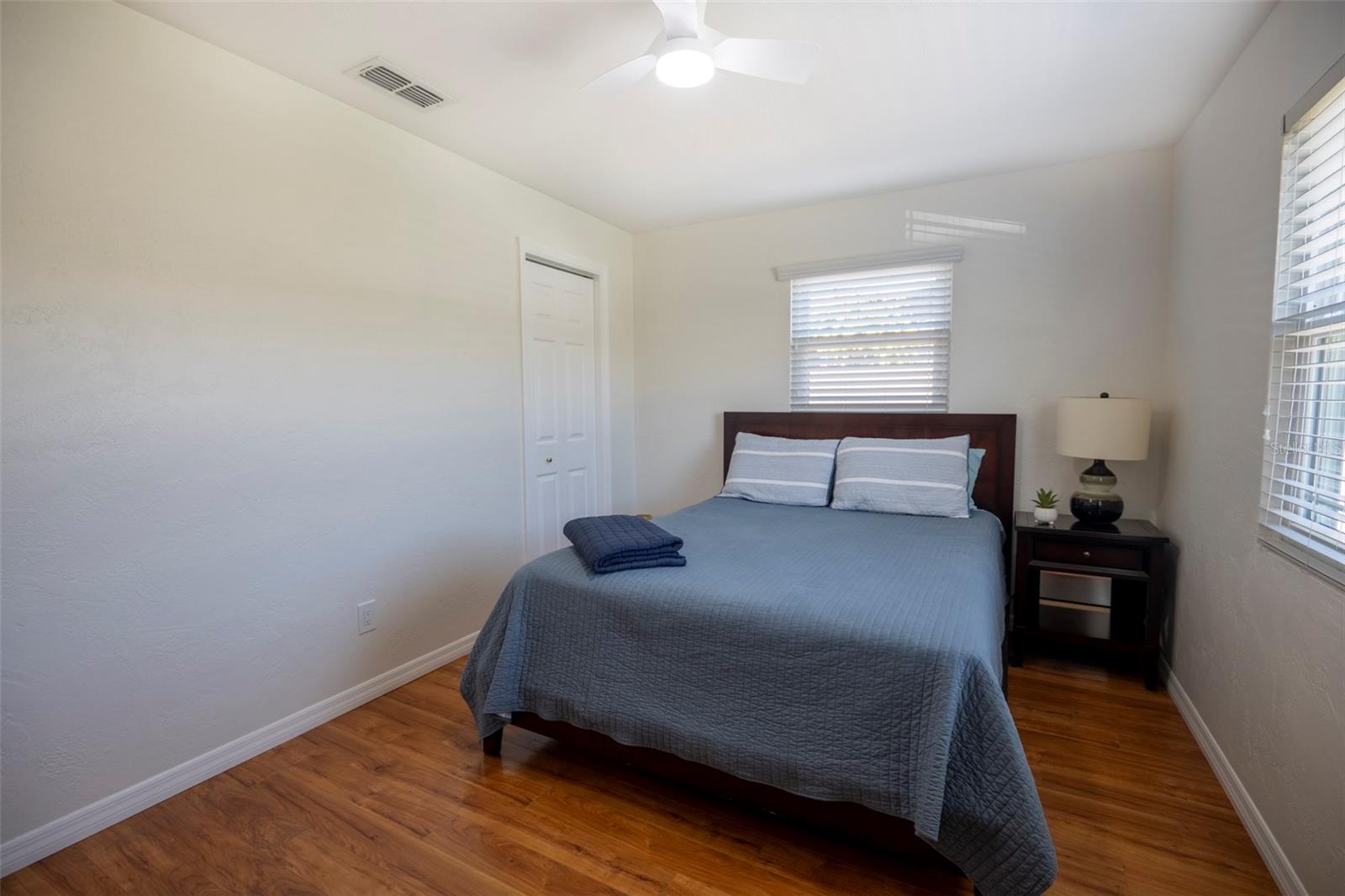 Image 20 of 32 For 569 Bamboo Drive S