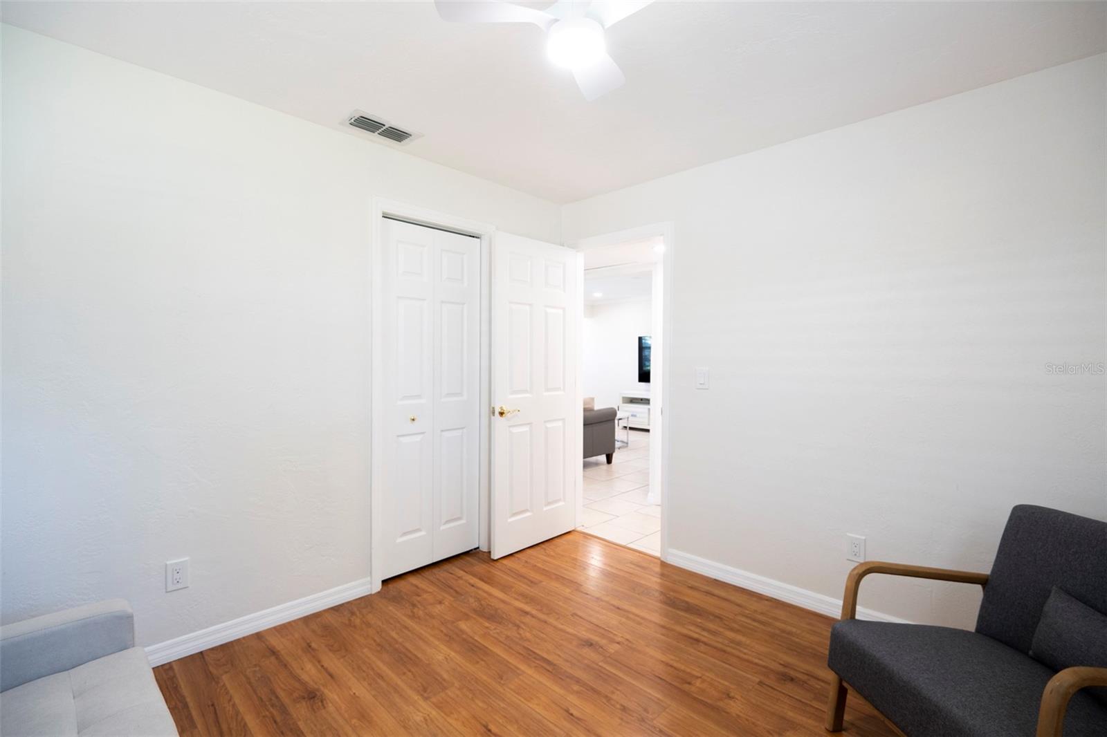 Image 24 of 32 For 569 Bamboo Drive S