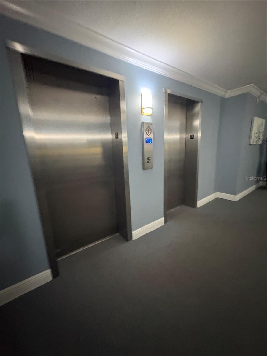 Image 4 of 47 For 5220 Brittany Drive S 803