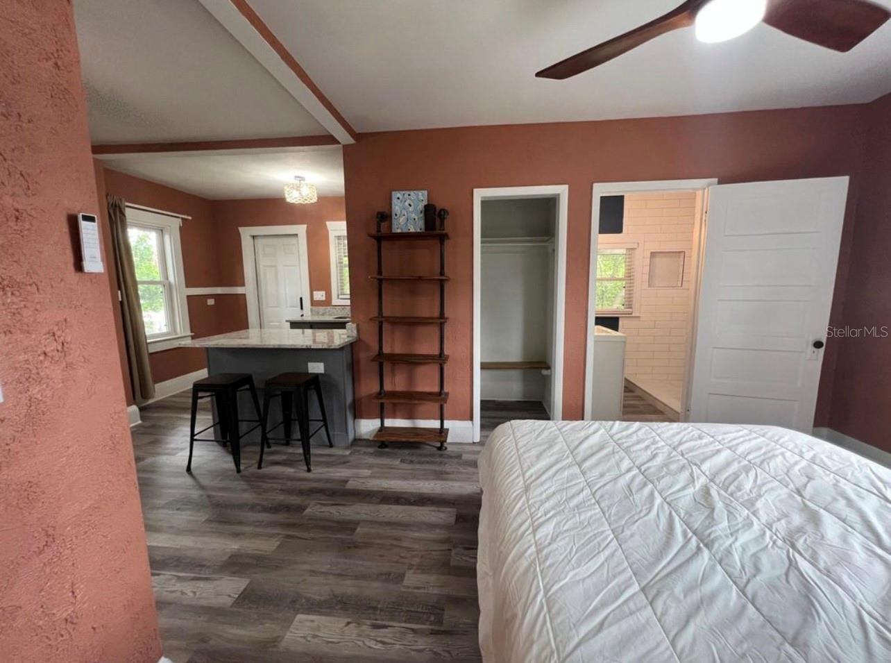 Listing photo id 10 for 115 Plymouth Street B