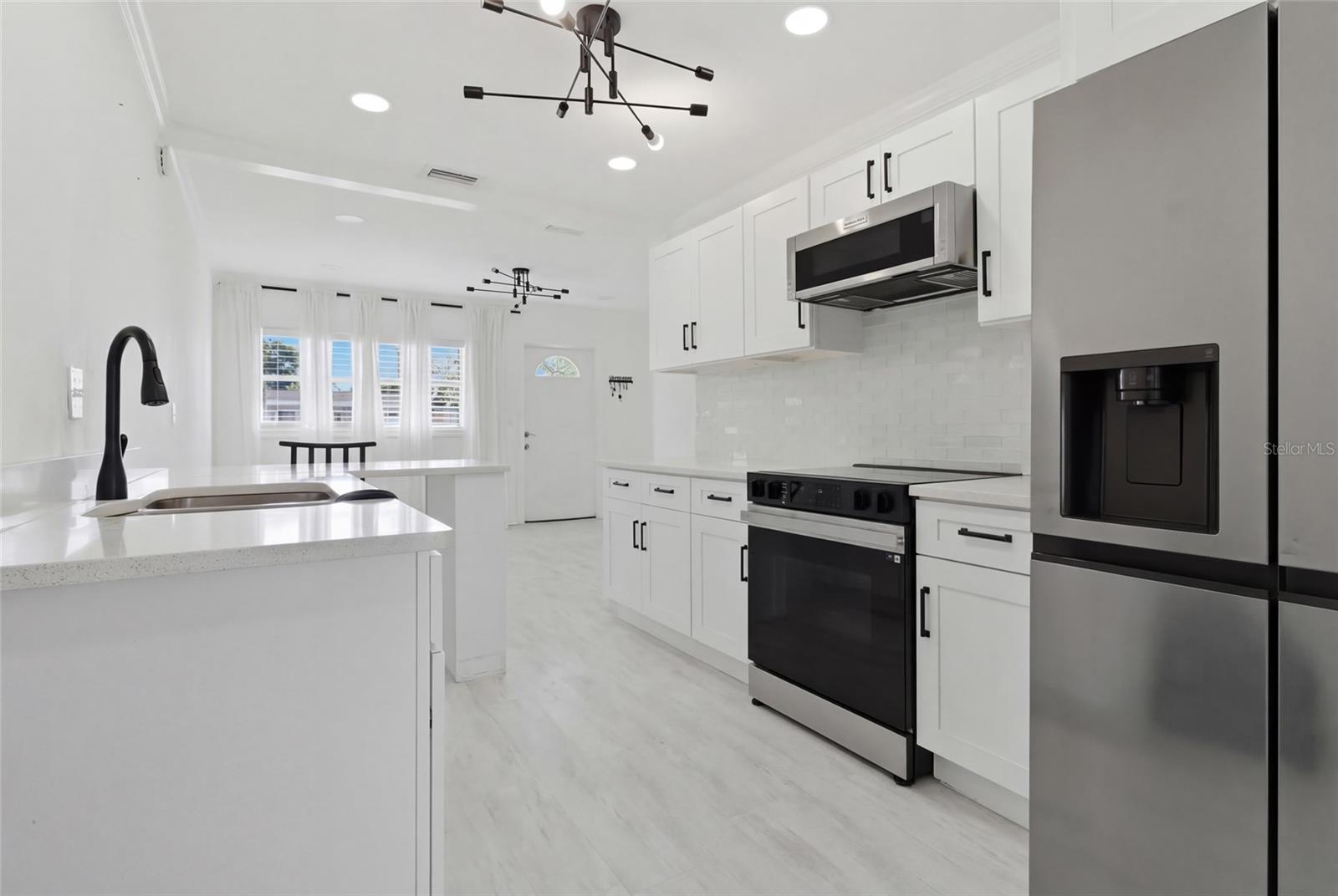 Image 11 of 29 For 4930 Eldorado Drive