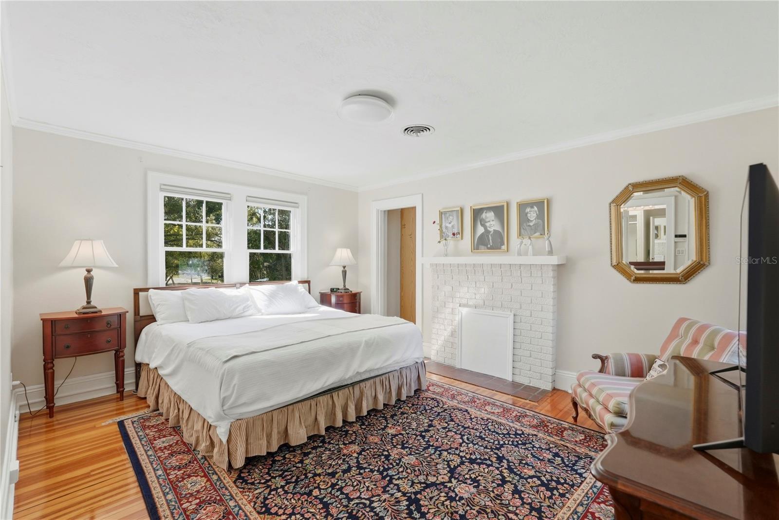 Image 16 of 39 For 100 72nd Street S