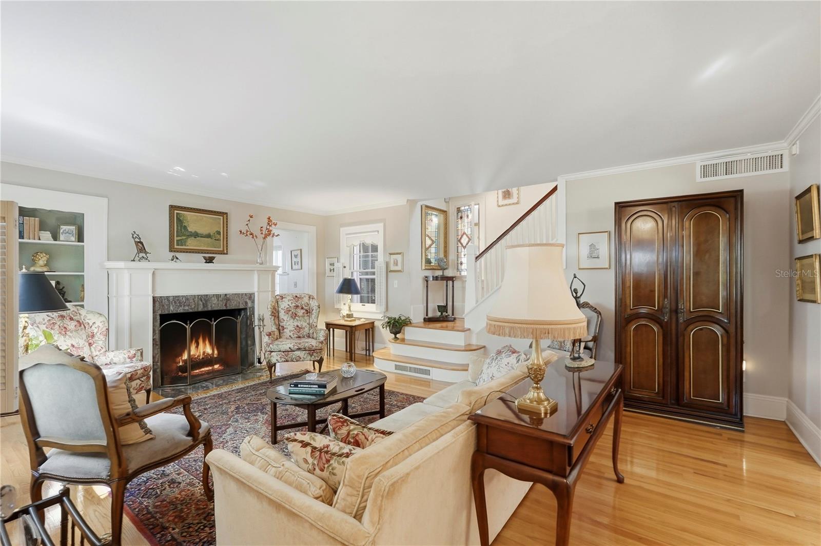 Image 6 of 39 For 100 72nd Street S