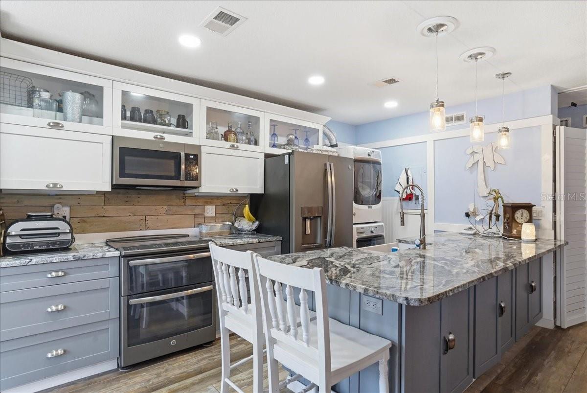 Image 3 of 20 For 8931 Blind Pass Road 360