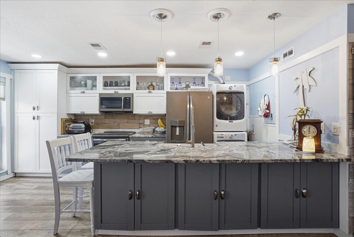 Image 4 of 20 For 8931 Blind Pass Road 360