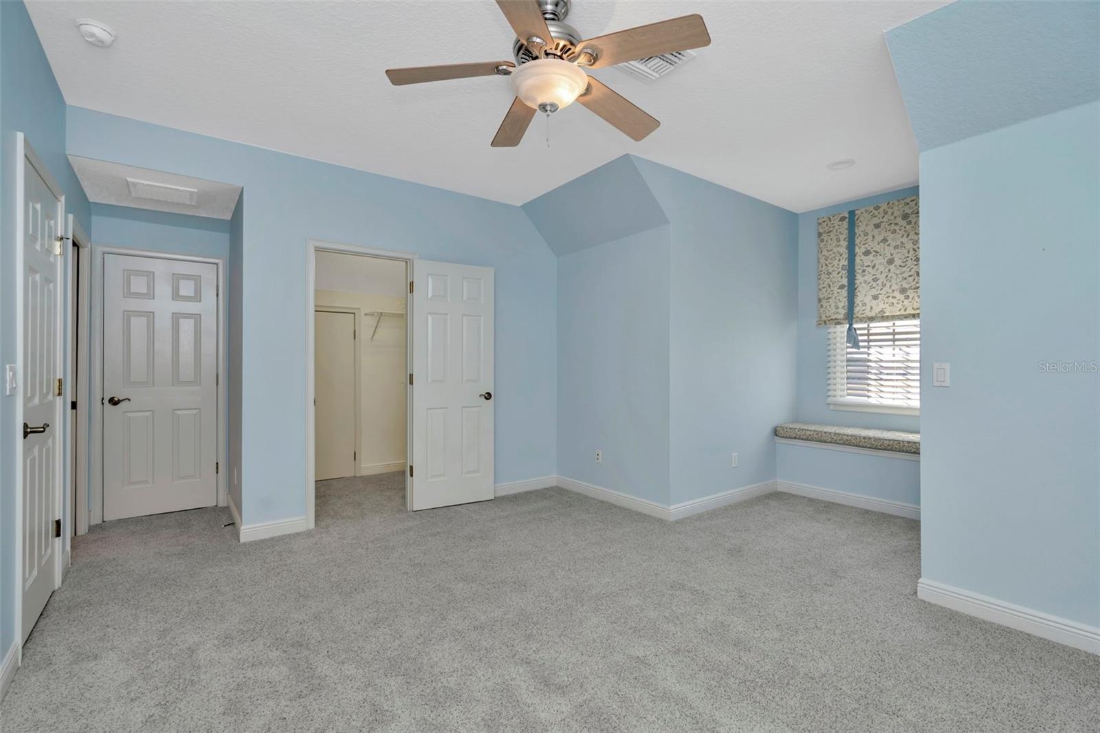 Listing photo id 34 for 12051 Driver Lane