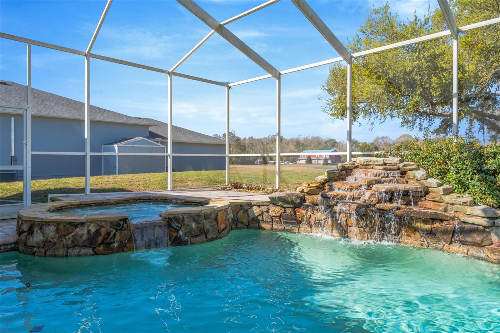 Listing photo id 41 for 12051 Driver Lane