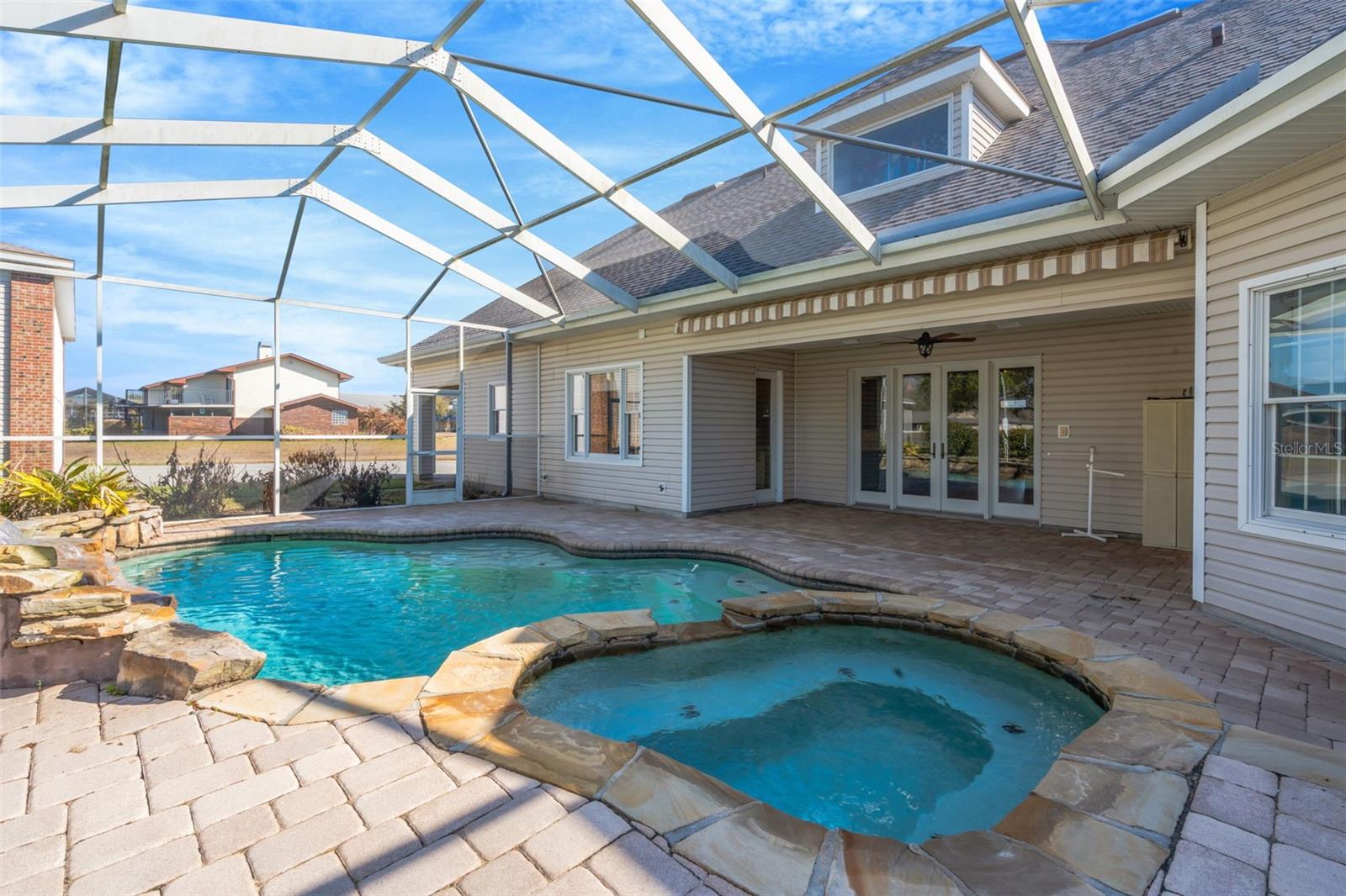 Listing photo id 42 for 12051 Driver Lane