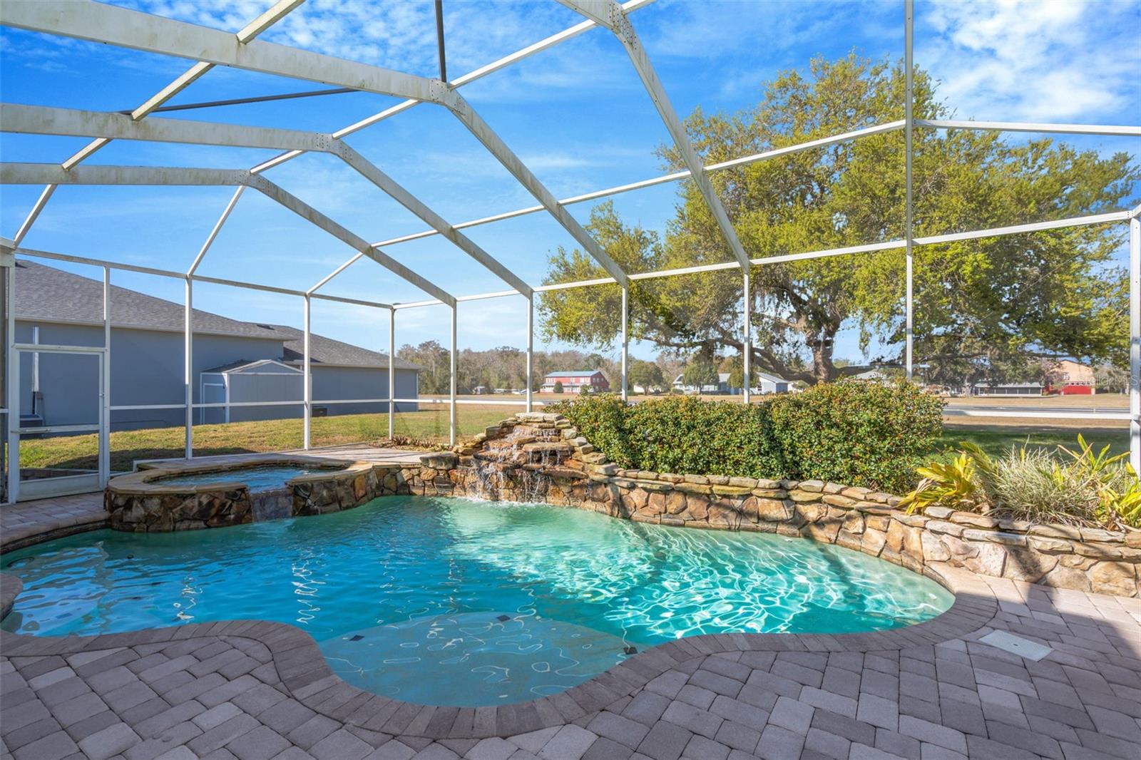 Listing photo id 44 for 12051 Driver Lane