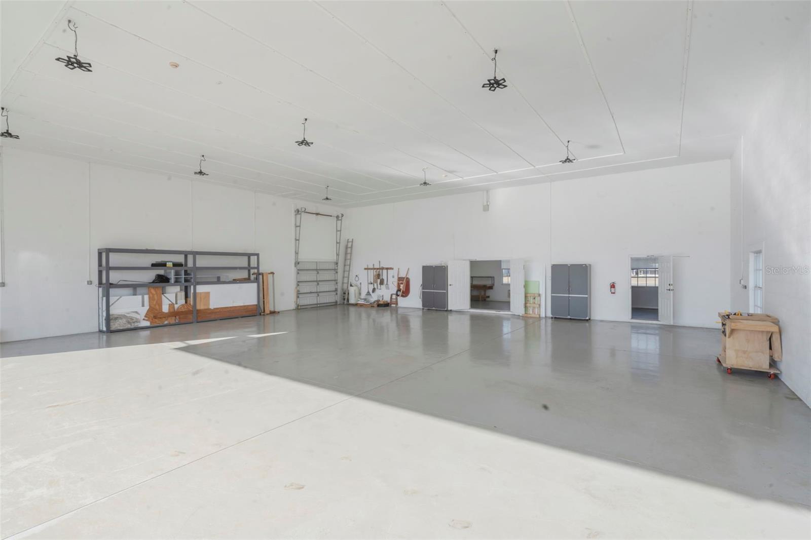 Listing photo id 47 for 12051 Driver Lane