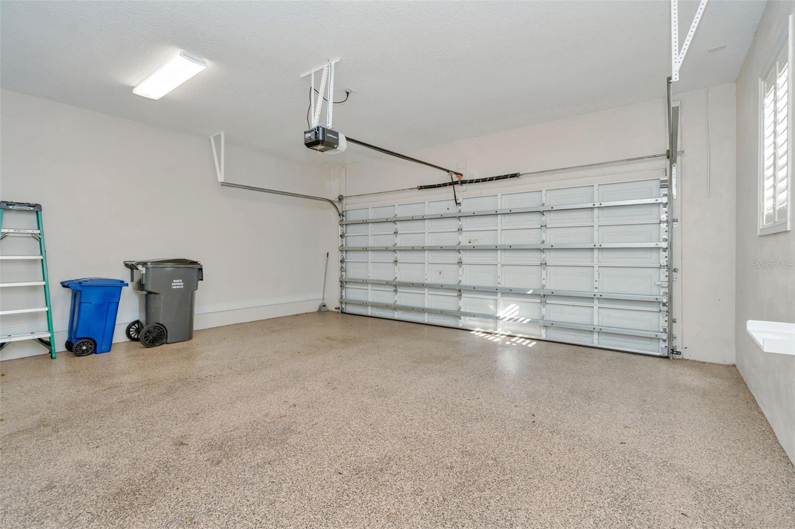 Listing photo id 52 for 12051 Driver Lane