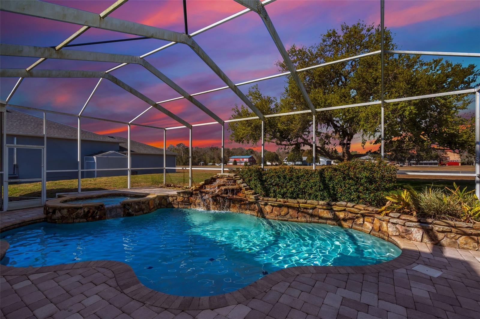 Listing photo id 54 for 12051 Driver Lane