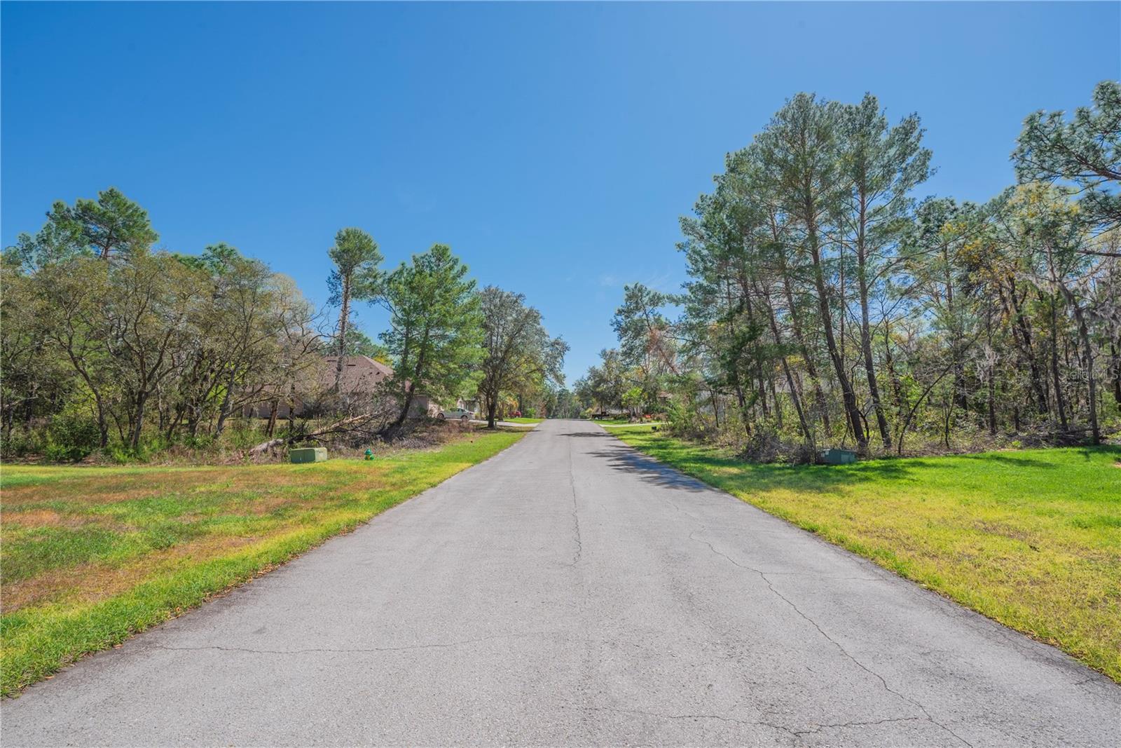 Image 11 of 13 For 16 Iberis Court