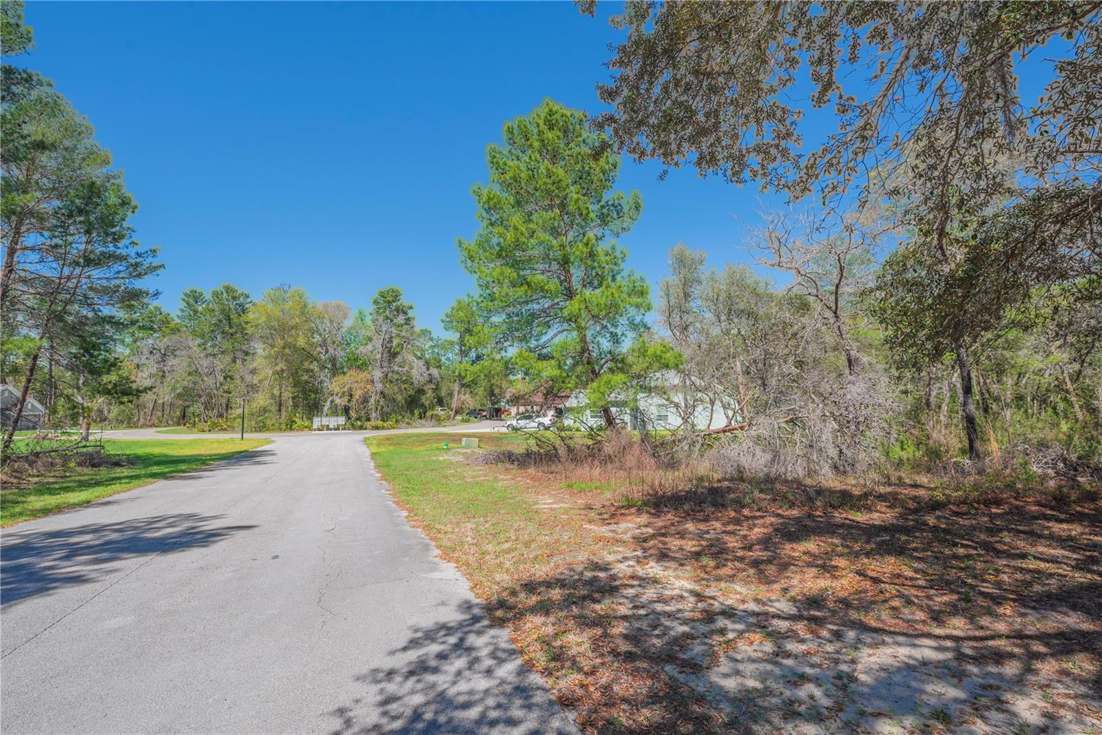 Image 9 of 13 For 16 Iberis Court