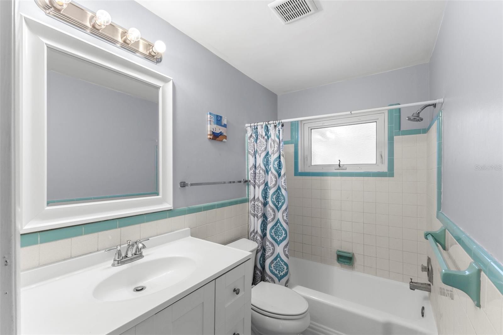 Image 12 of 30 For 1712 Carlisle Street