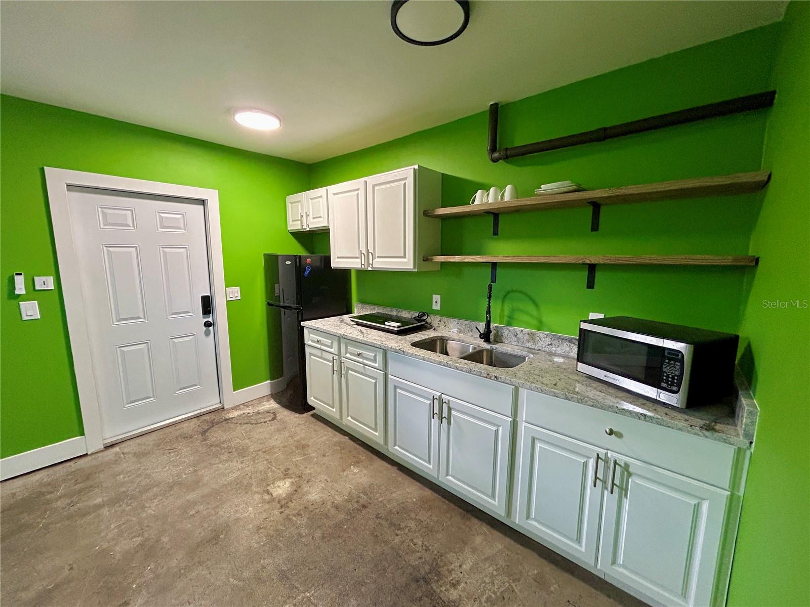 Image 4 of 9 For 115 Plymouth Street C