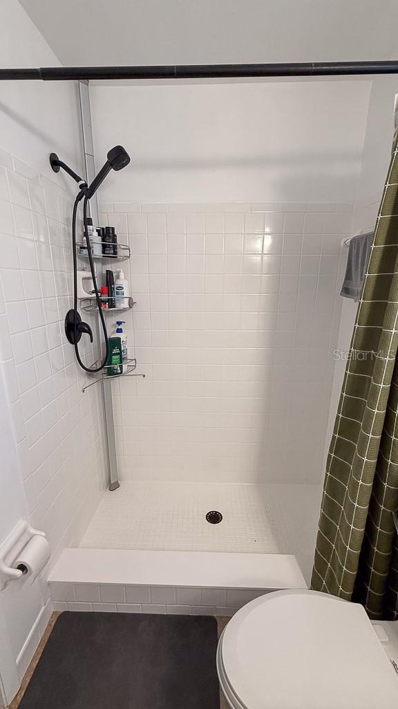 Image 24 of 39 For 3127 Dole Street