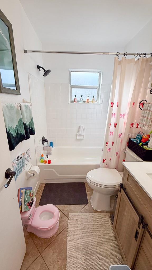 Image 30 of 39 For 3127 Dole Street