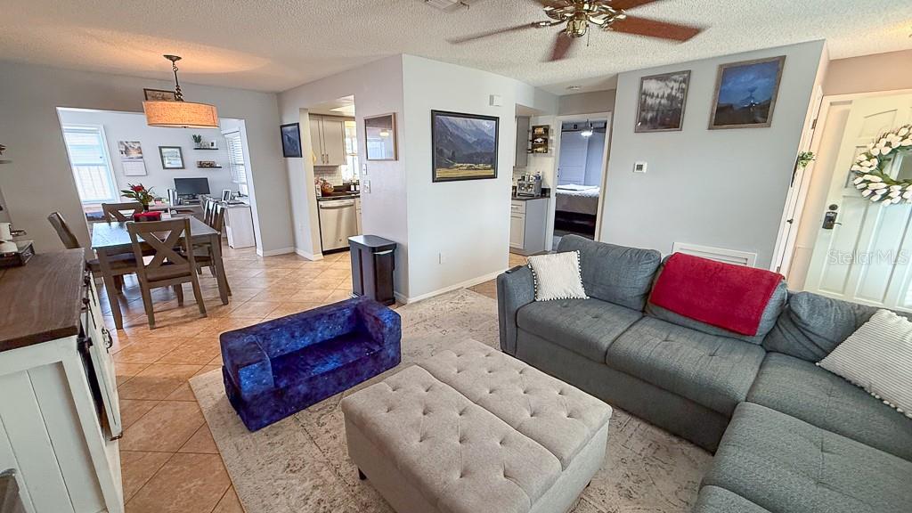 Image 9 of 39 For 3127 Dole Street