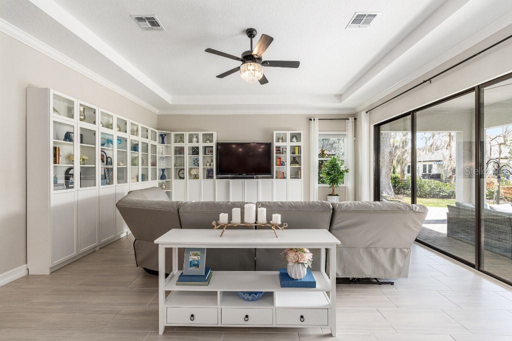 Image 15 of 47 For 928 42nd Street