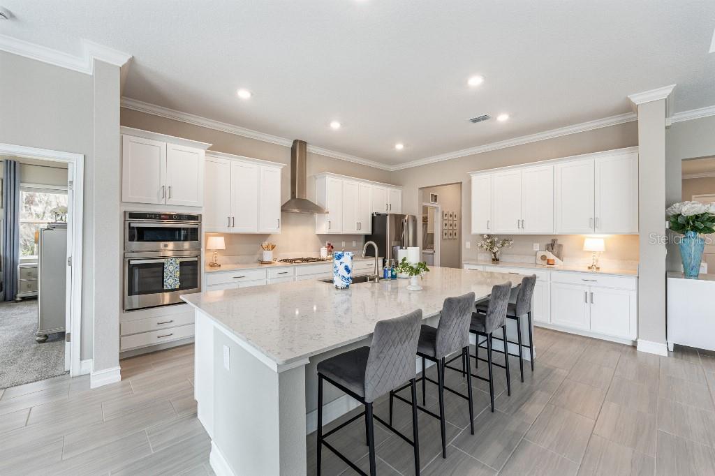 Image 17 of 47 For 928 42nd Street