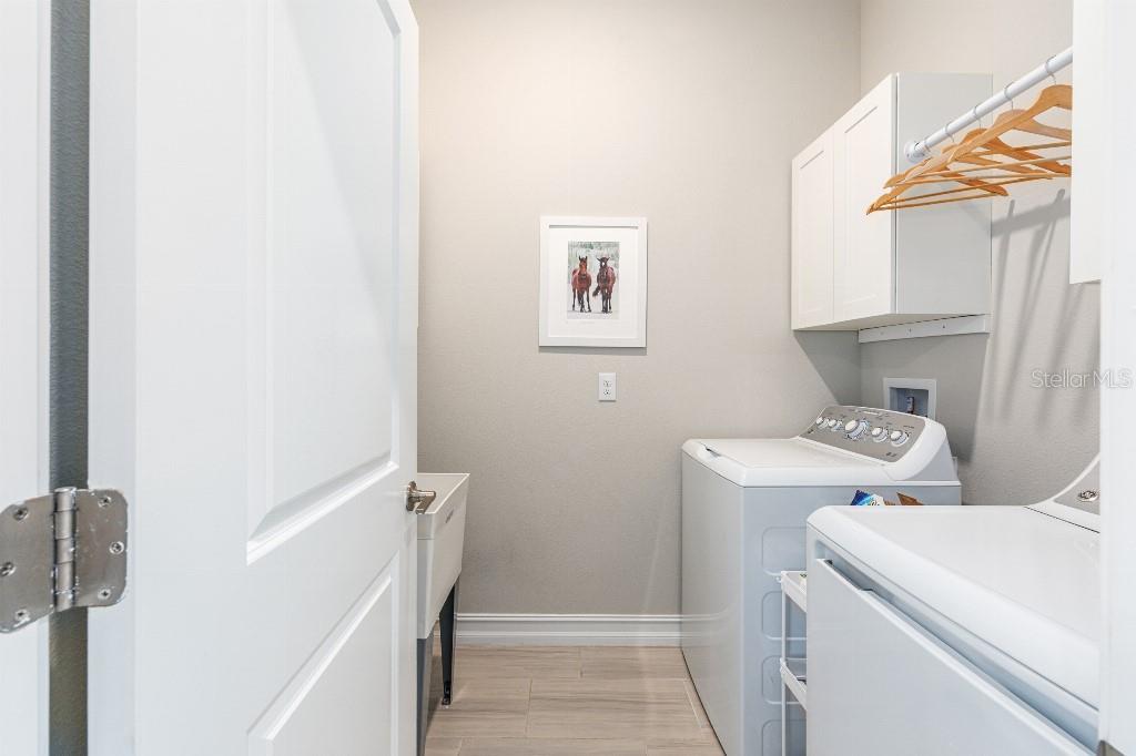 Image 22 of 47 For 928 42nd Street