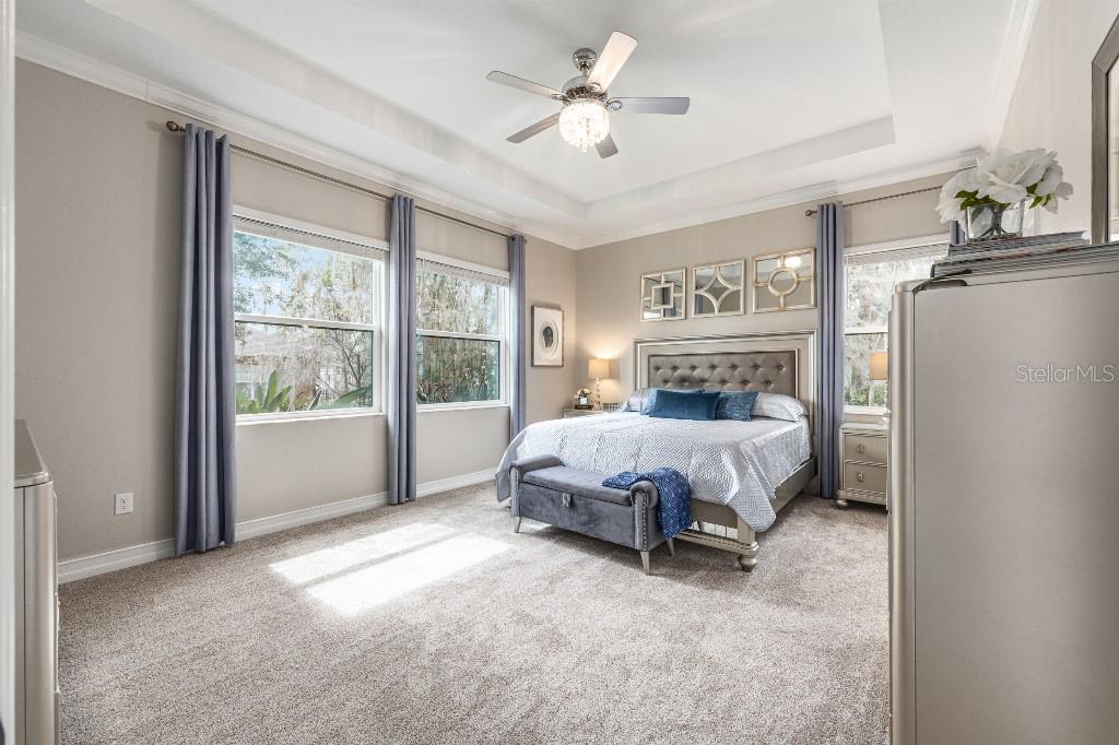 Image 24 of 47 For 928 42nd Street