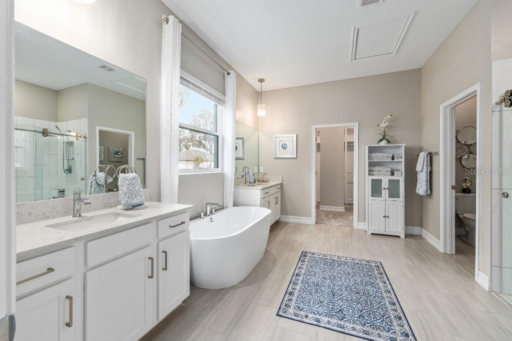 Image 26 of 47 For 928 42nd Street