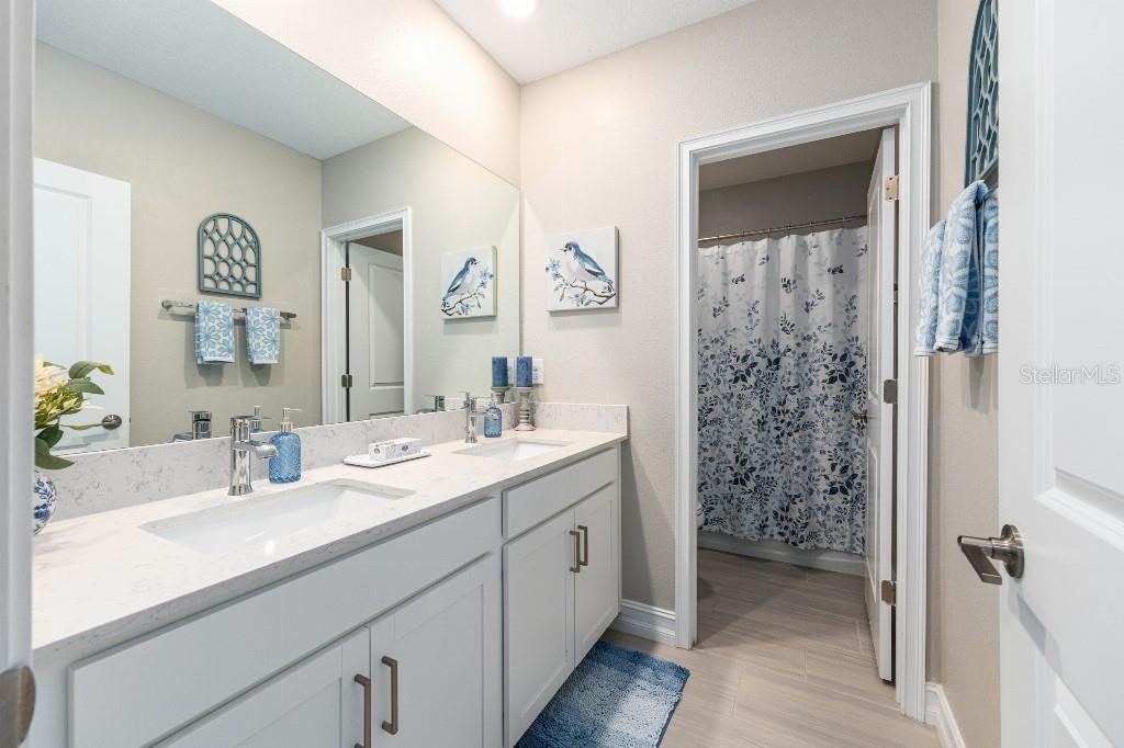 Image 35 of 47 For 928 42nd Street