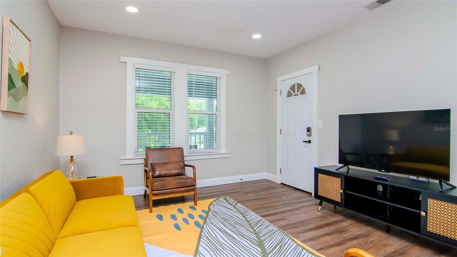 Image 37 of 78 For 213 Warren Avenue