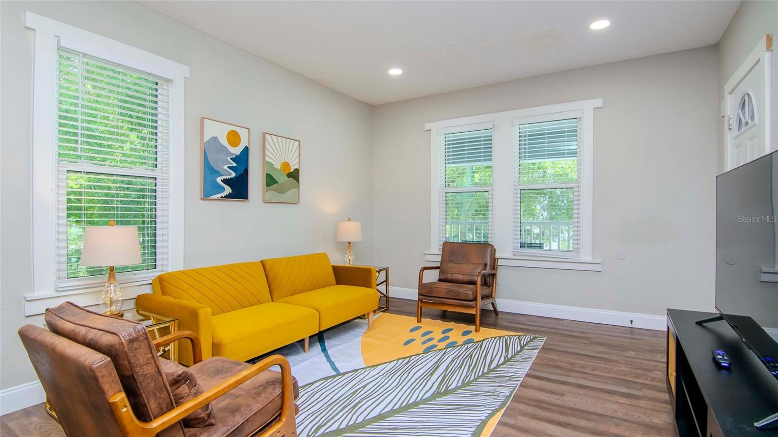 Image 39 of 78 For 213 Warren Avenue