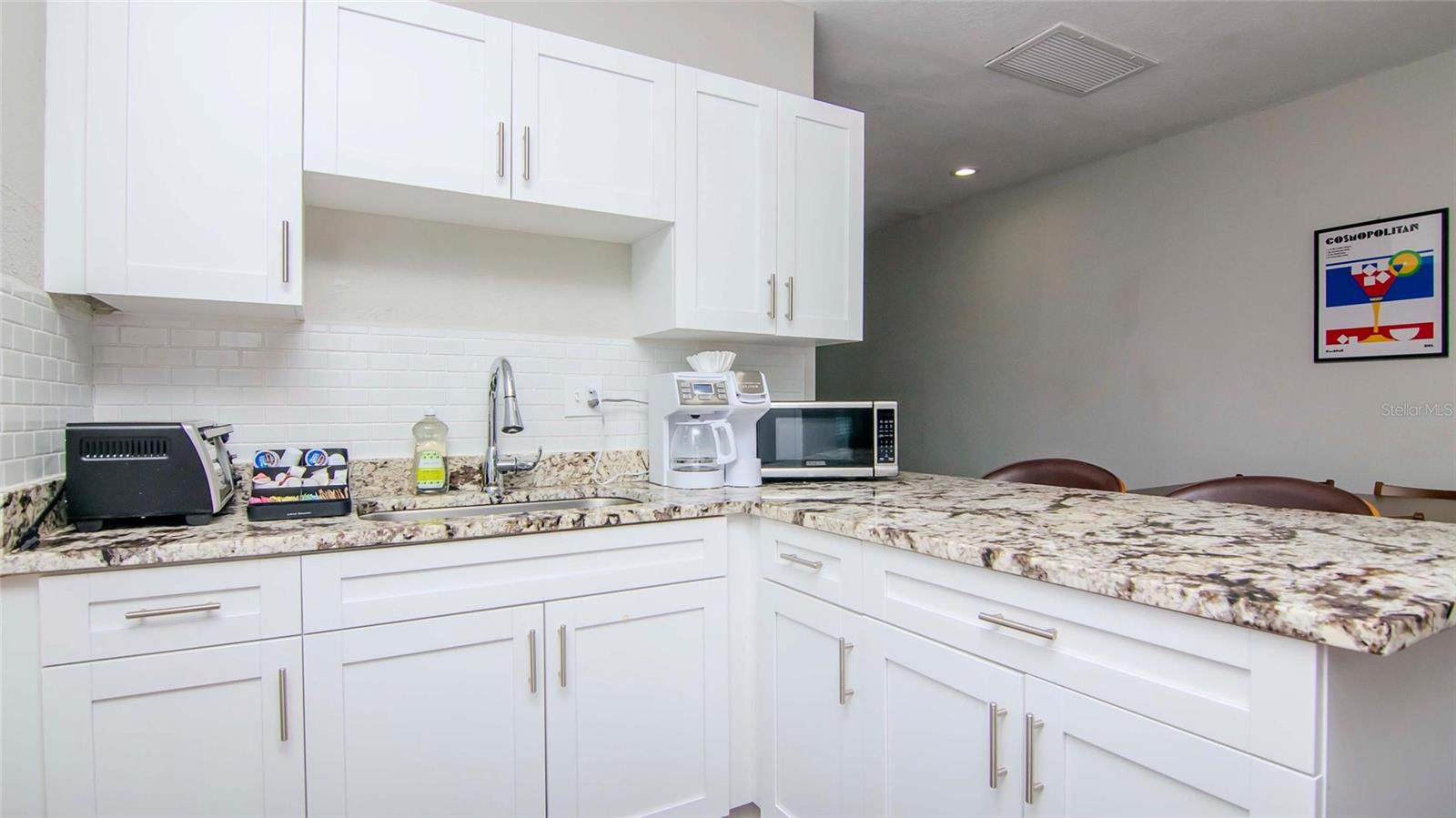 Image 59 of 78 For 213 Warren Avenue