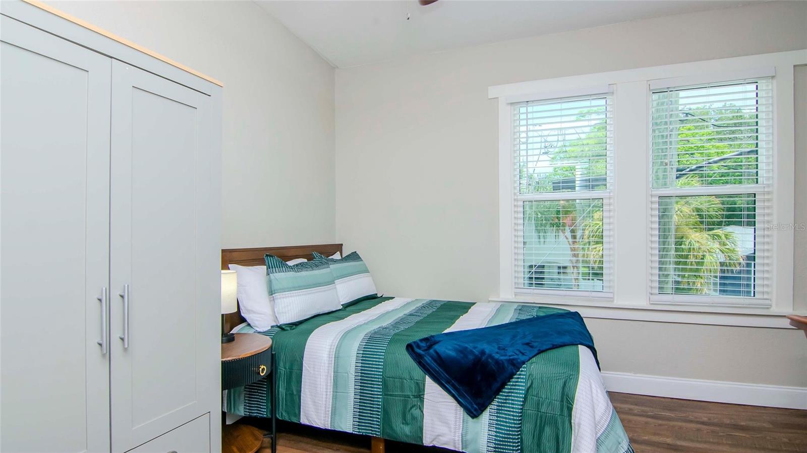 Image 62 of 78 For 213 Warren Avenue