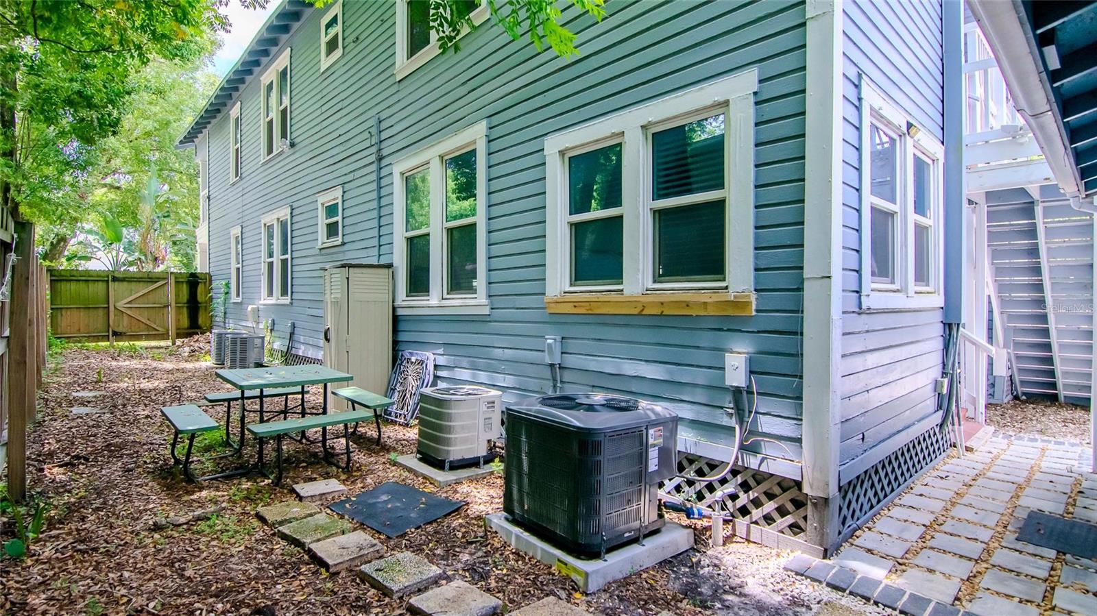 Image 71 of 78 For 213 Warren Avenue