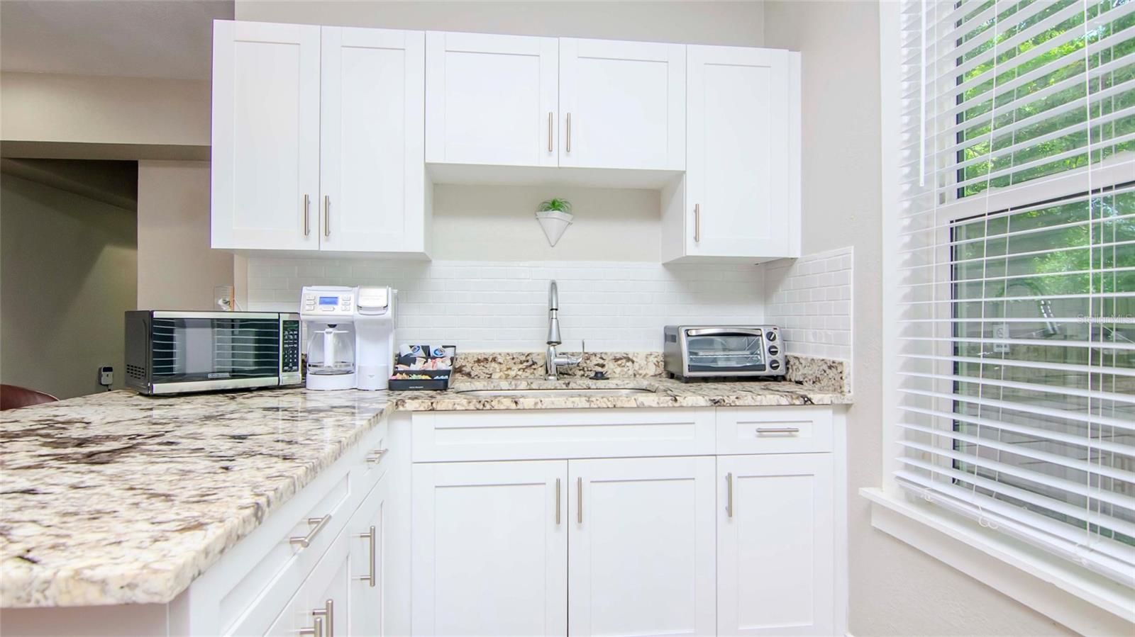 Image 9 of 78 For 213 Warren Avenue