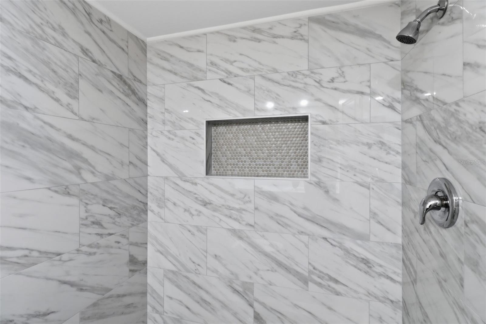 Image 16 of 28 For 4895 Bay Street Ne 110